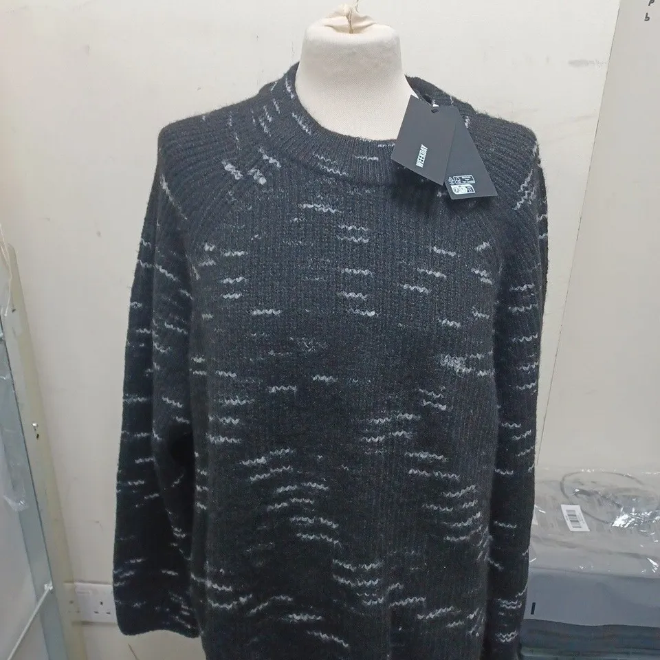 WEEKDAY NORMAN RELAXED RAGLAN SWEATER  - SIZE LARGE