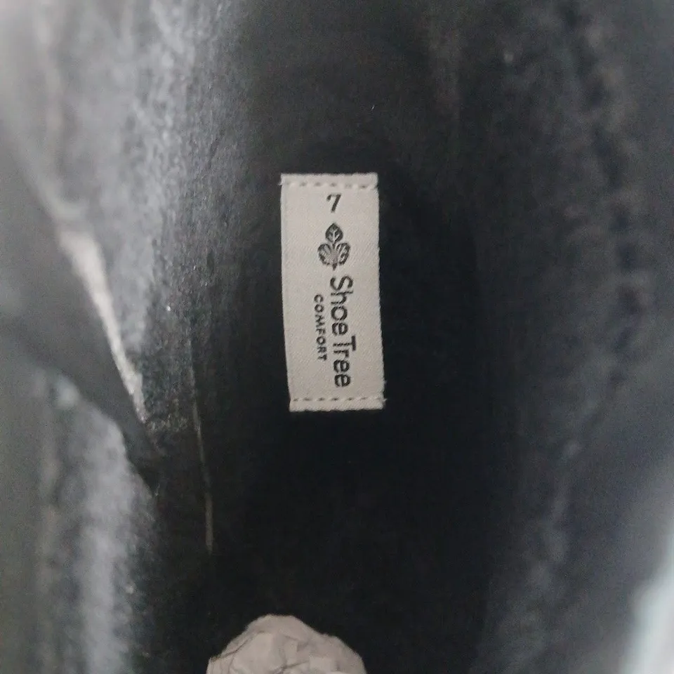SHOE TREE BRAMBLE BLACK CROC – WOMEN'S ANKLE BOOTS, UK SIZE 7