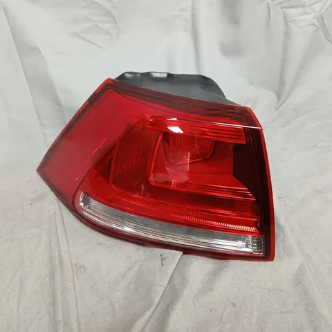 BOXED DEPO TAIL LAMP UNIT 441-19D9L-UE – REPLACEMENT FOR GLF VII 13, ECE