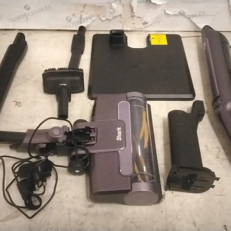 BOXED SHARK WANDVAC 2-IN-1 LIGHTWEIGHT CORDLESS HANDHELD VACUUM CLEANER 