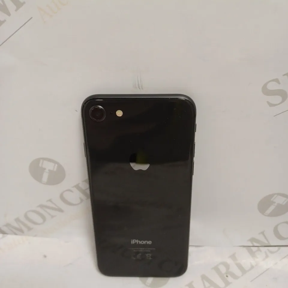 APPLE IPHONE 8 SMARTPHONE 