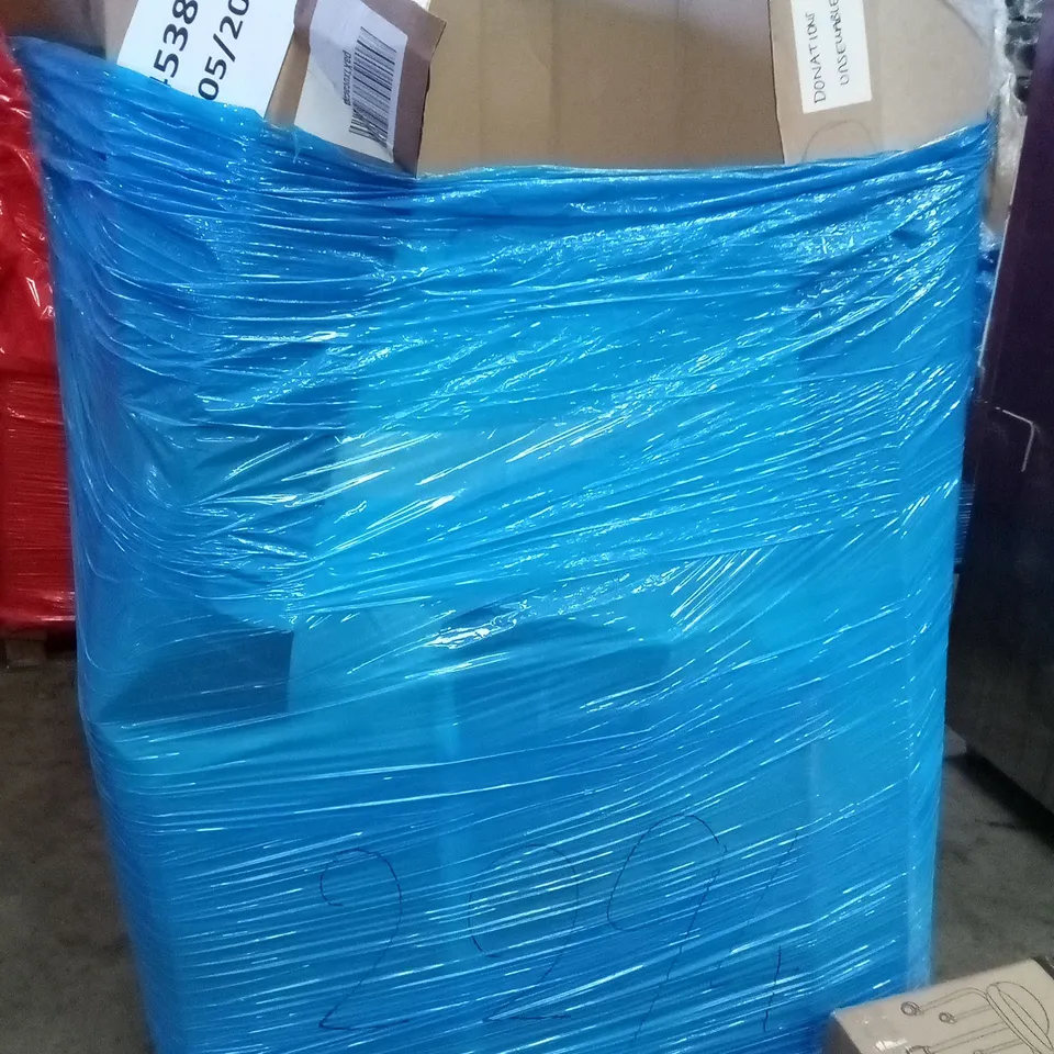 PALLET OF ASSORTED ITEMS INCLUDING ROLLING STOOL, CHILDREN'S TRICYCLE, BREAKFAST TRAY, LLIVEKIT AIR FRYER, YUDA TOWEL RACK