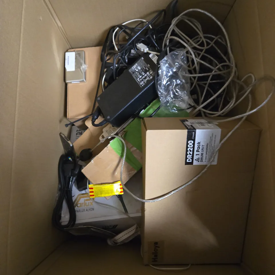 LARGE BOX OF APPROXIMATELY 15 ASSORTED ITEMS TO INCLUDE 4GEE WIFI MINI, PENS AND TONER CARTRIDGES 