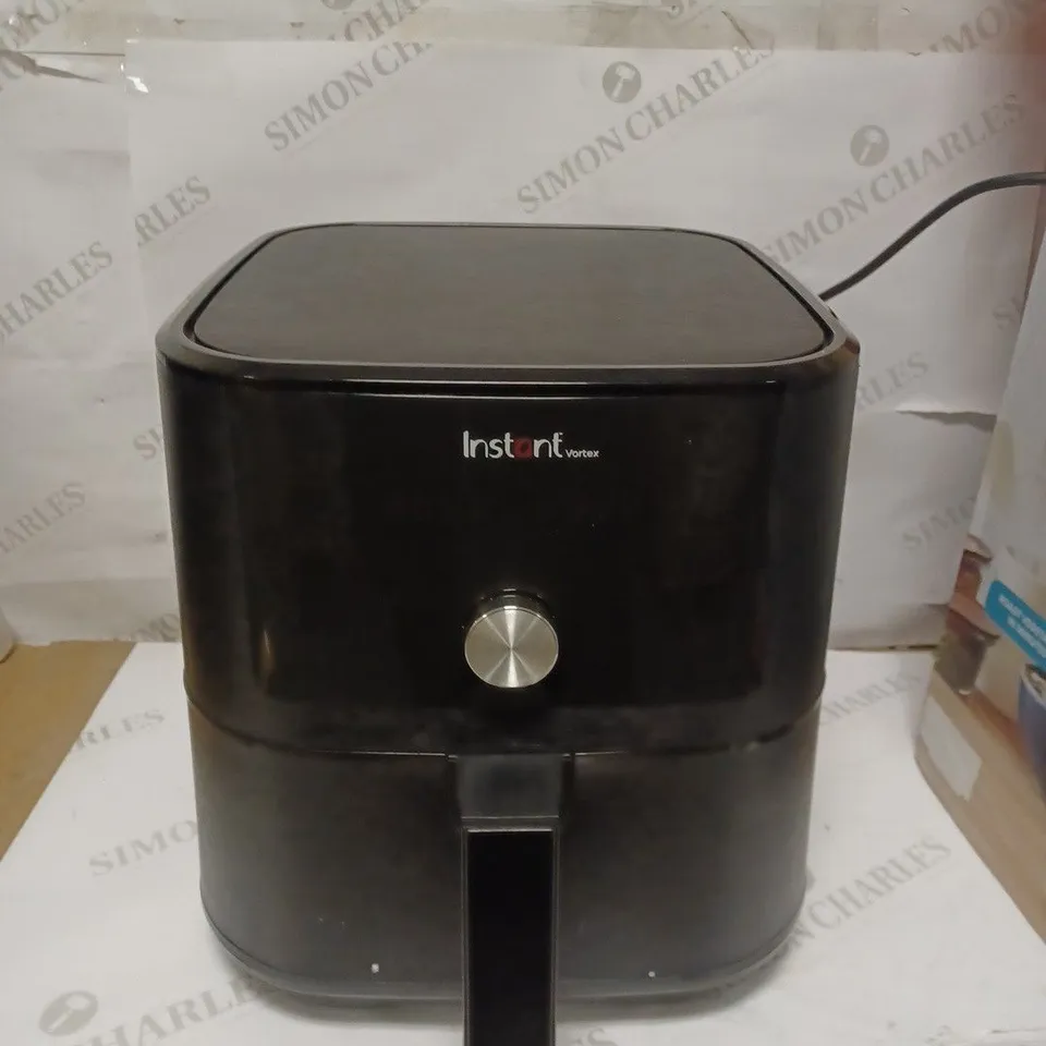 INSTANT POT VORTEX AIR FRYER