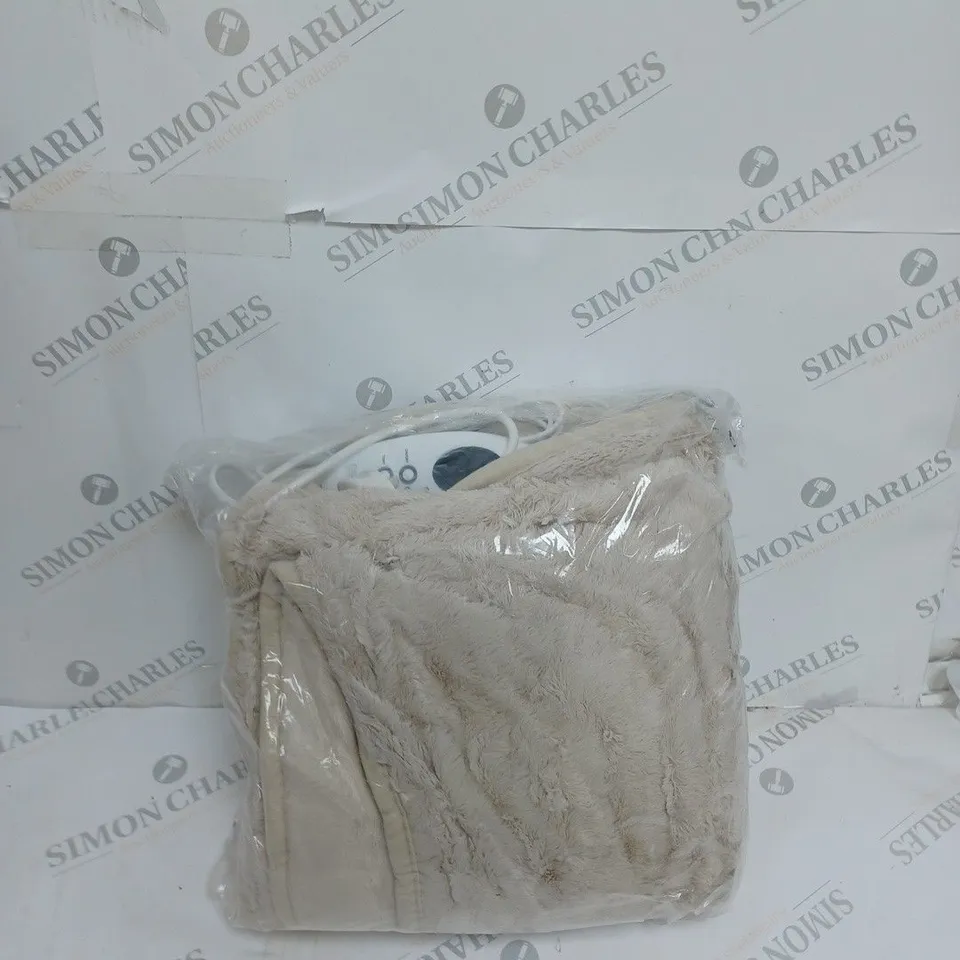 BOXED COZEE HOME VELVETSOFT HEATED THROW IN STONE 