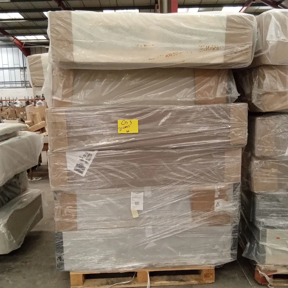 PALLET OF ASSORTED DESIGNER DIVAN BASES, SIZES AND SETS VARY