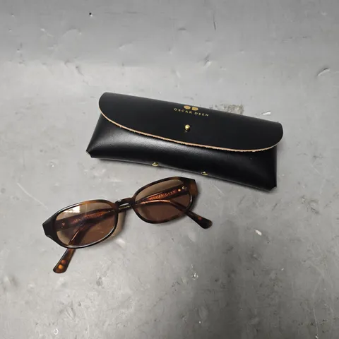 OSCAR DEEN OVAL FRAME SUNGLASSES