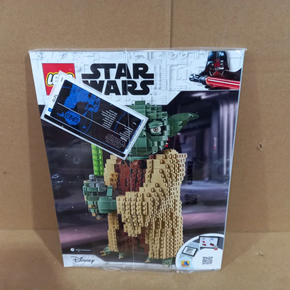 BOXED LEGO STAR WARS 75255 YODA™ FIGURE ATTACK OF THE CLONES RRP £109