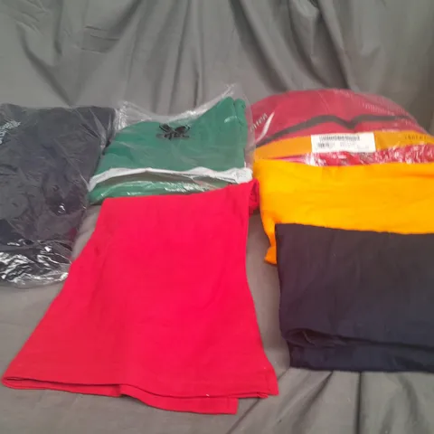 LARGE BOX OF ASSORTED ERREA CLOTHING ITEMS IN VARIOUS SIZES AND COLOURS