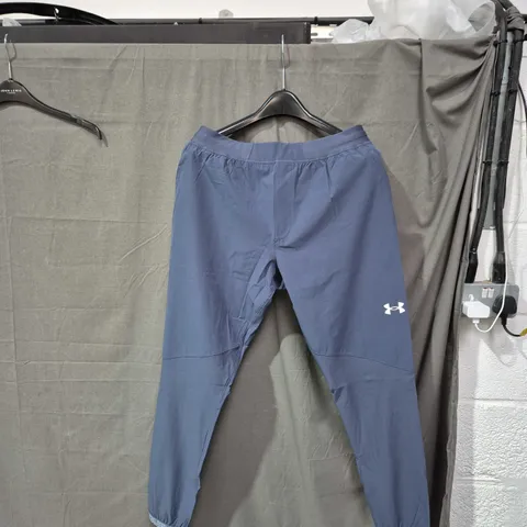 UNDER ARMOUR MEN'S BLUE JOGGERS β SIZE L/G/G