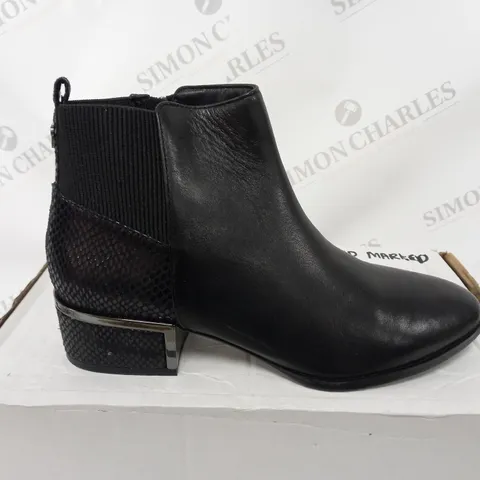 PAIR OF MODA IN PELLE LILITH ANKLE BOOTS BLACK LEATHER SIZE 6