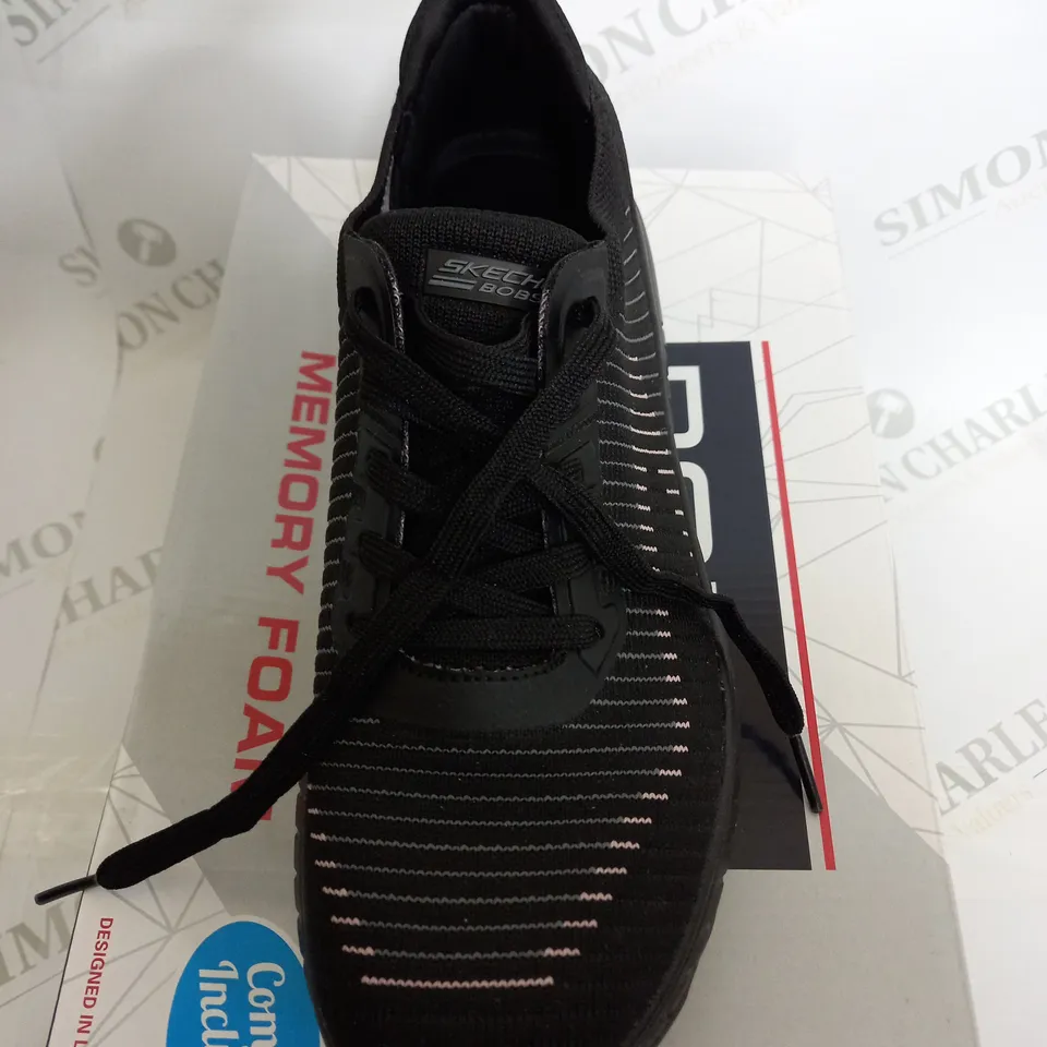 BOBS SPORT FROM SKECHERS  WITH MEMORY FOAM IN BLACK SIZE 6 