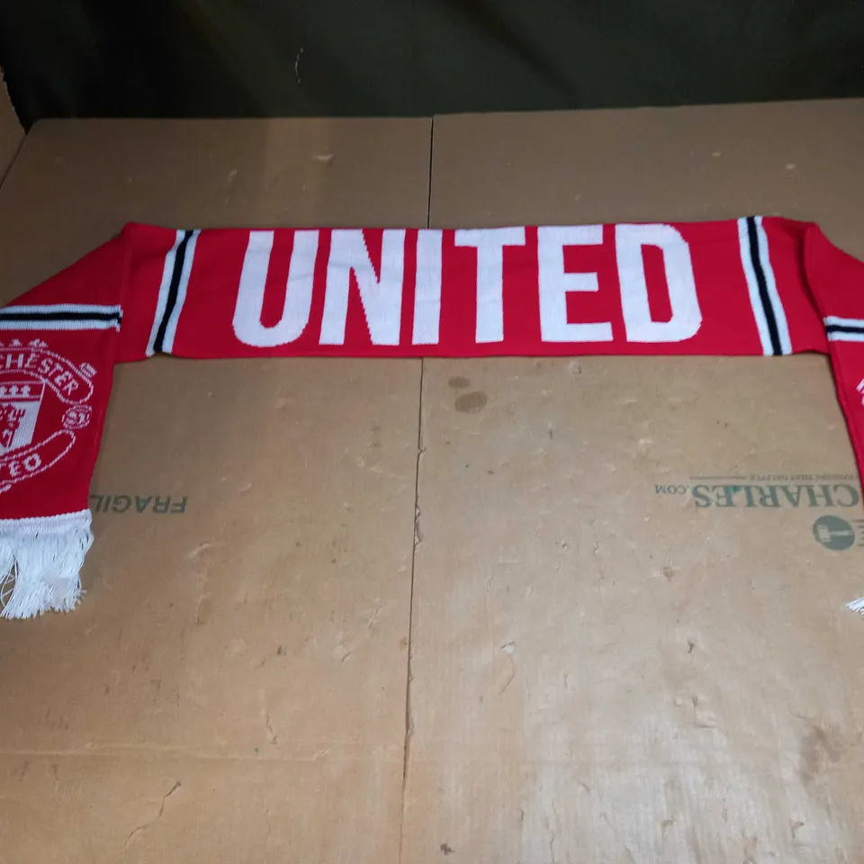 MANCHESTER UNITED FC OFFICAL SCALF 