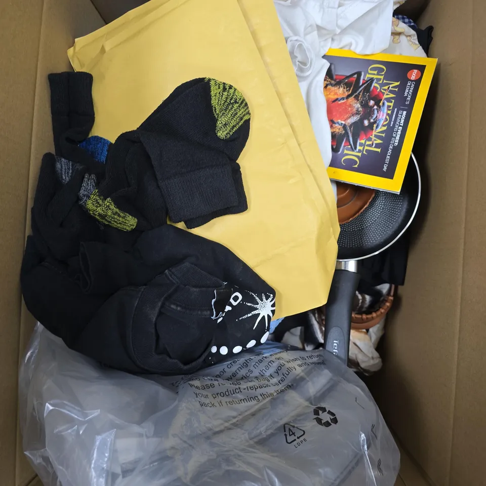 APPROXIMATELY 15 ASSORTED HOUSEHOLD PRODUCTS TO INCLUDE PAN, BOOKS, CLOTHING ETC