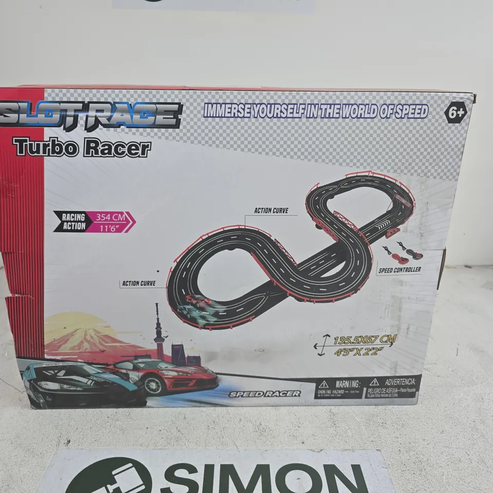 SLOT RACE TURBO RACER TRACK SET