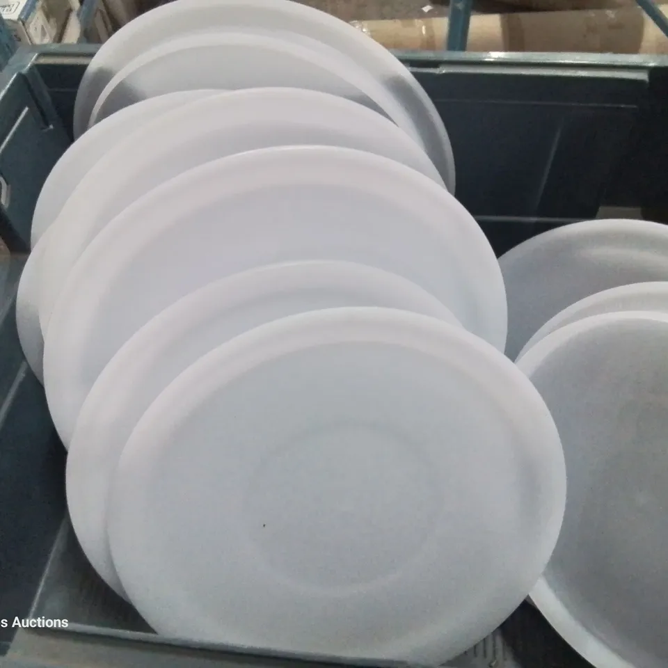 TRAY OF ASSORTED TEFAL PAN LIDS, UTENSILS & PLASTIC DISHES