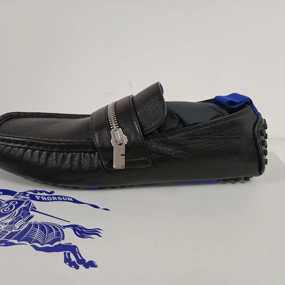 BURBERRY LEATHER LOAFERS ON RUBBER SOLE – BLACK, UK 8 (EU 42)