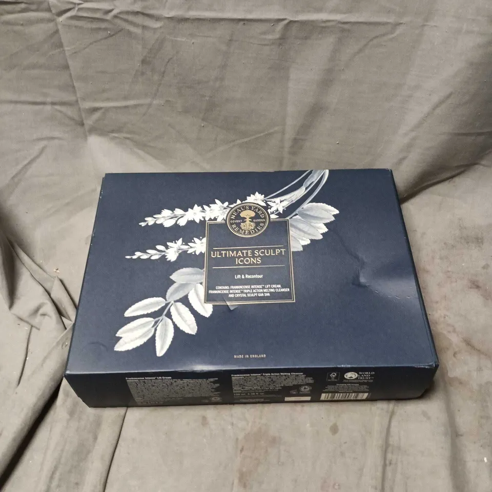 NEALS YARD REMEDIES ULTIMATE SCULPT ICONS 3 ITEM BOX SET LIFT AND RECONTOUR