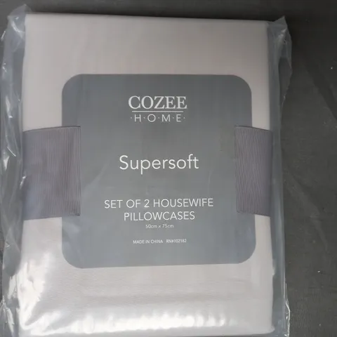 BOXED COZEE HOME SUPERSOFT SET OF 2 HOUSEWIFE PILLOWCASES