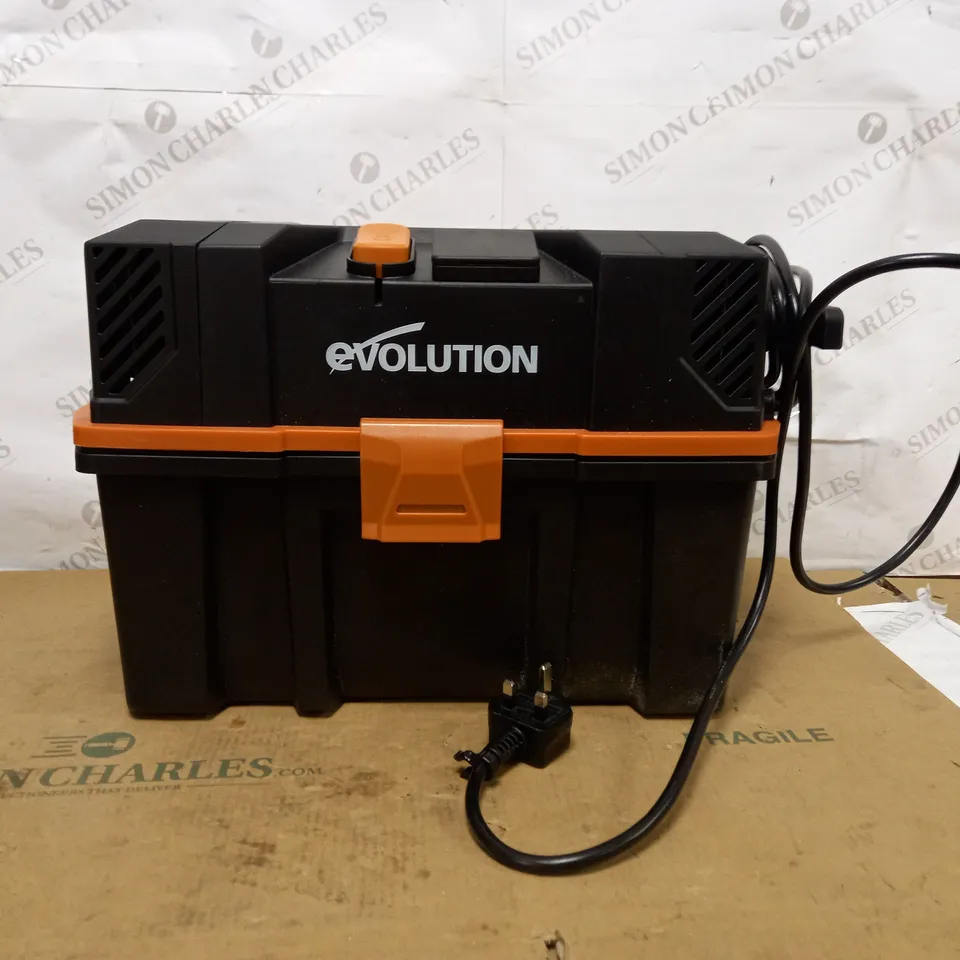 EVOLUTION POWER TOOLS 086-0001 R15VAC WET & DRY VACUUM CLEANER