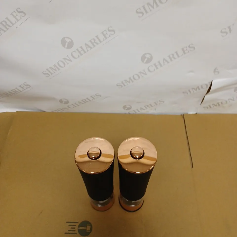 TOWER ELECTRIC SALT AND PEPPER MILL 