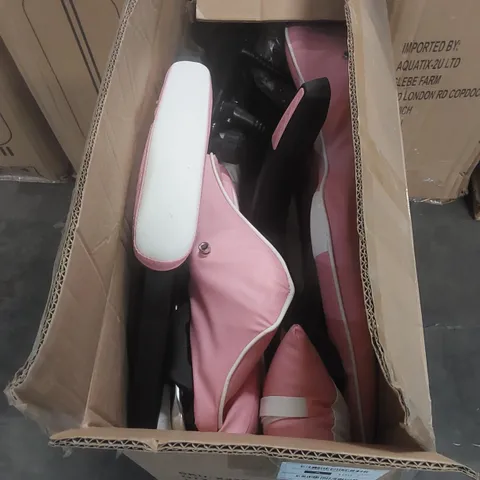 BOXED GAMING CHAIR- PINK