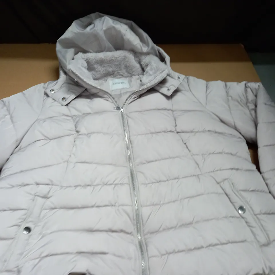 GEORGE PADDED HOODED COAT IN LIGHT GREY - XL 20-22