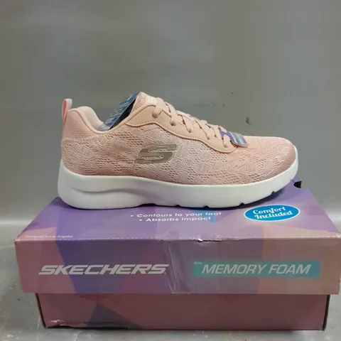 BOXED PAIR OF SKECHERS DYNAMIGHT HS TRAINERS IN LIGHT PINK - 3