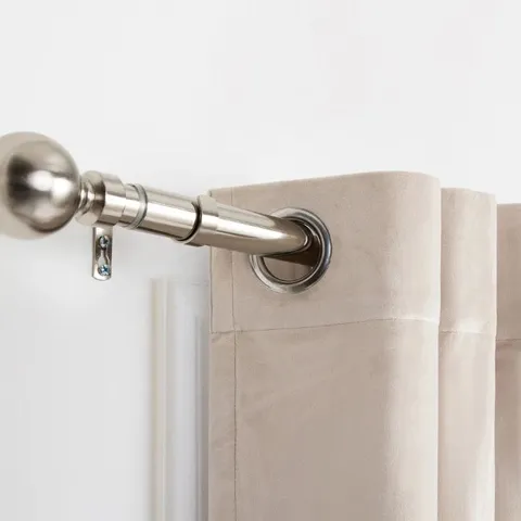 BOXED HEAVY-DUTY ADJUSTABLE CURTAIN POLE WITH FINIALS (1 BOX)