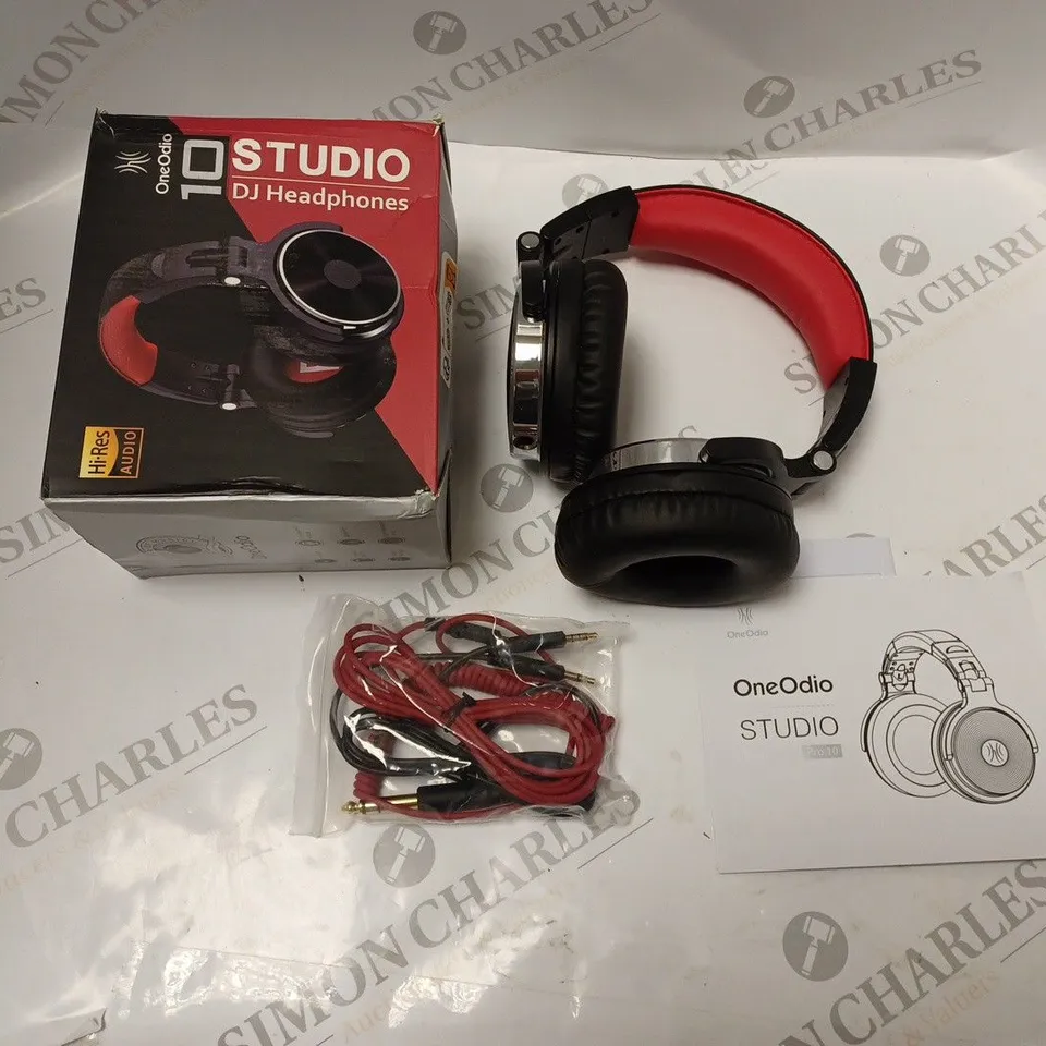 BOXED ONEODIO STUDIO PRO 10 DJ HEADPHONES, WITH AUDIO CABLES AND INSTRUCTIONS