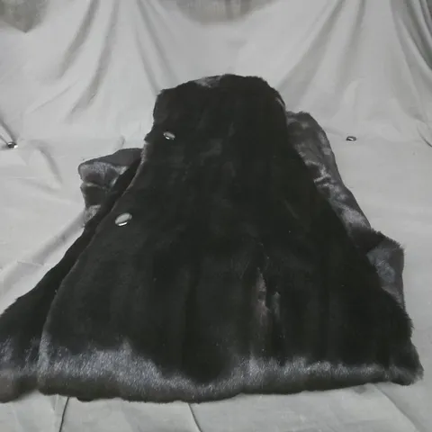KOHLER AND KRENZER FAUX FUR BLACK OVER COAT SIZE EU 44