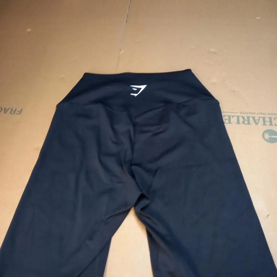 WOMENS STANDARD GYMSHARK SHORTS SIZE UNSPECIFIED