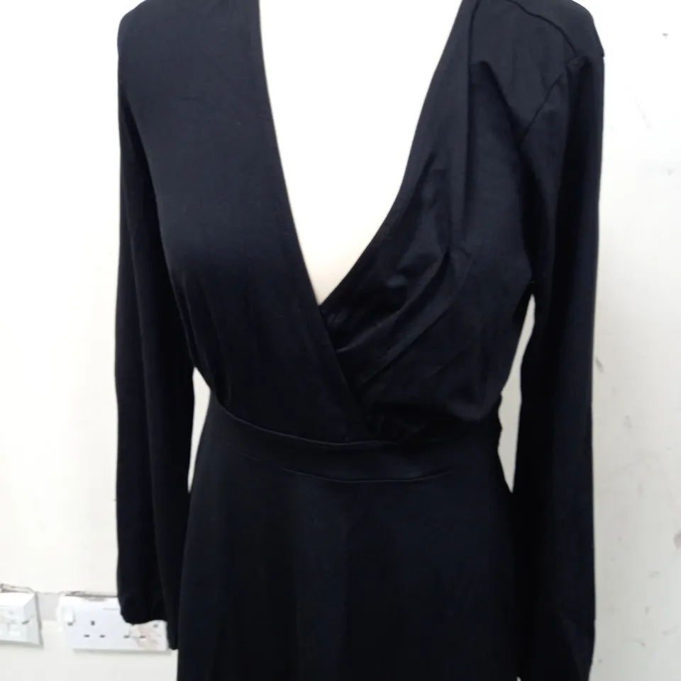 BODEN WILLOW JERSEY DRESS IN BLACK - UK10L