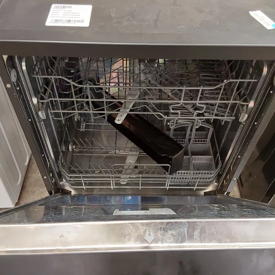 HISENSE HS622E90BUK FREESTANDING STANDARD DISHWASHER 85CM HIGH - E RATED, BLACK, 24 X 23 X 33 INCHES (L X W X H) [ENERGY CLASS E]