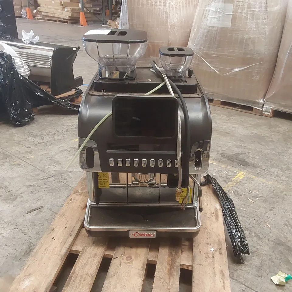 LA CIMBALI S60 S10 COMMERCIAL BEAN TO CUP COFFEE MACHINE