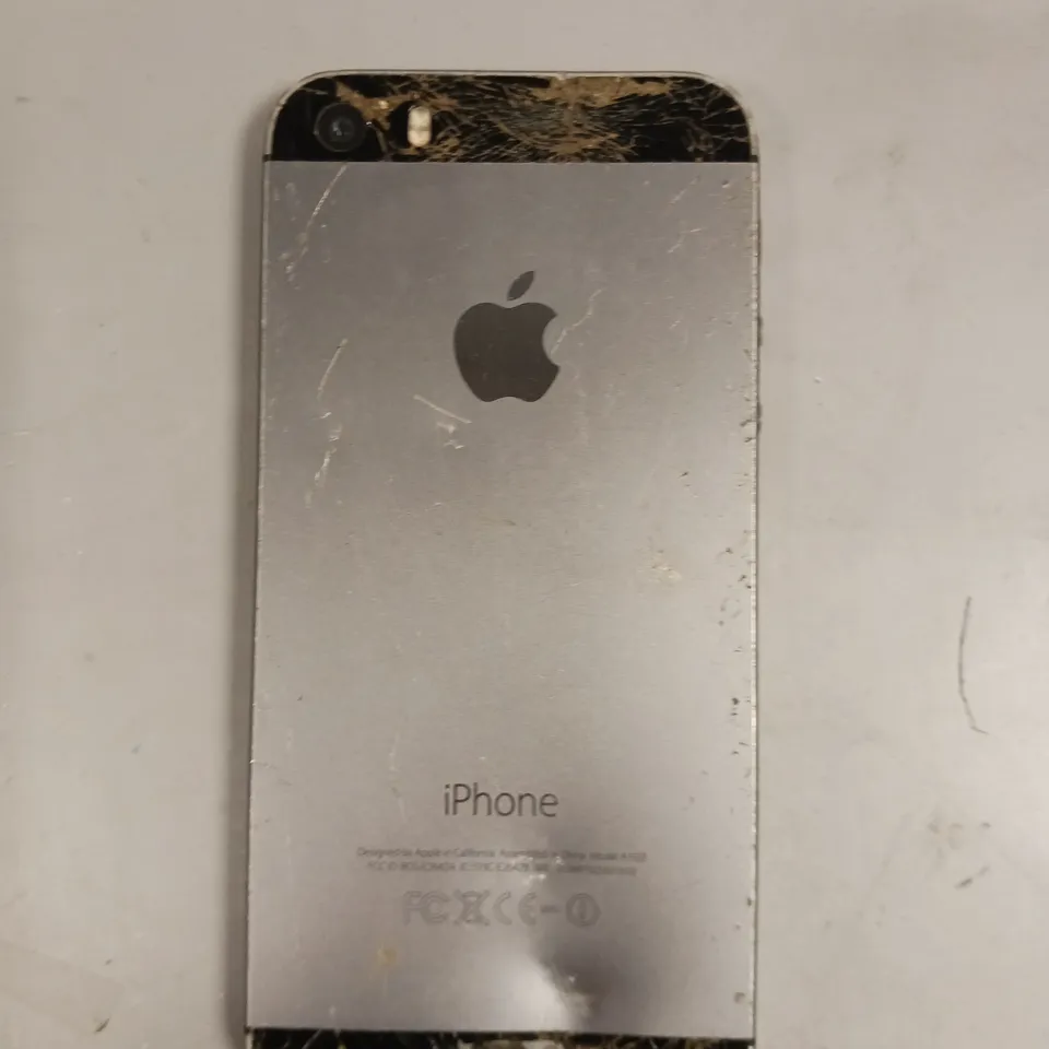 APPLE IPHONE 5S (A1533)