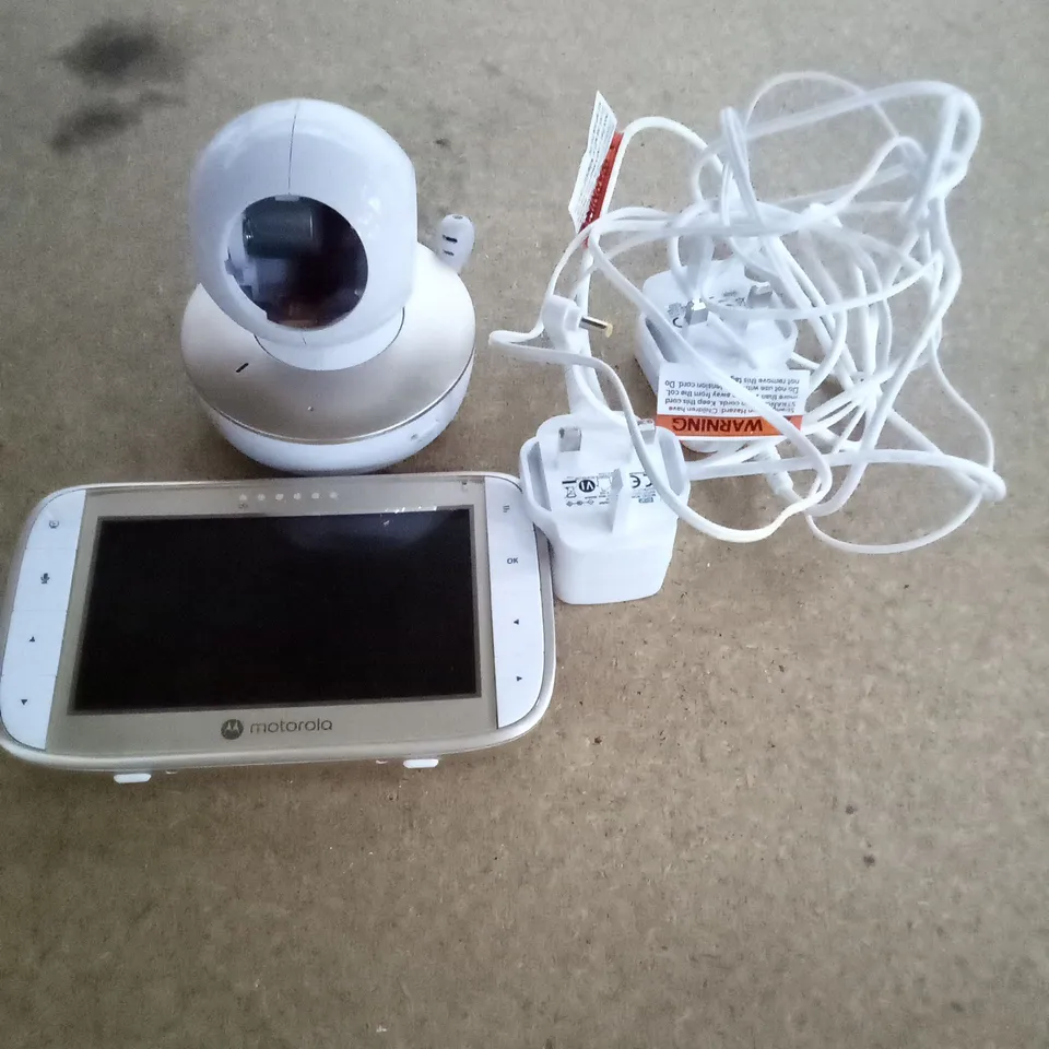 BOXED MOTOROLA VM50G 5" BABY MONITOR 