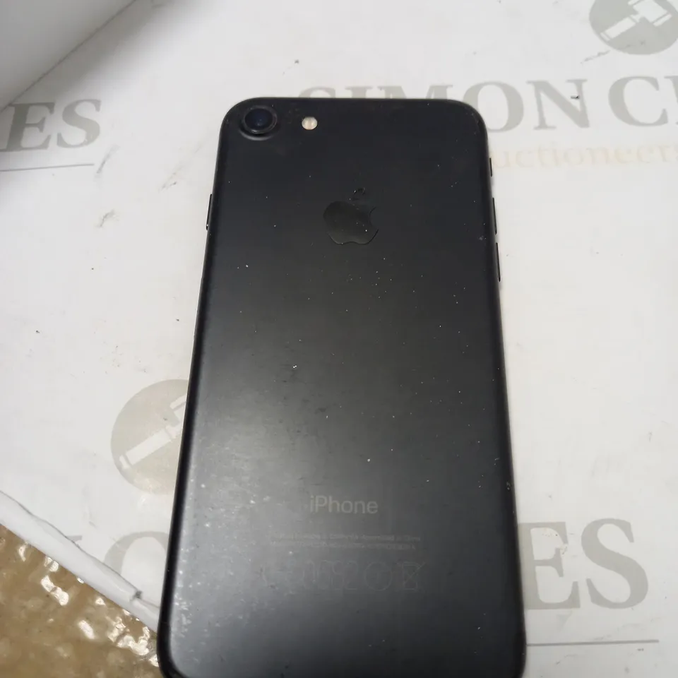 APPLE IPHONE 7 MODEL A1778