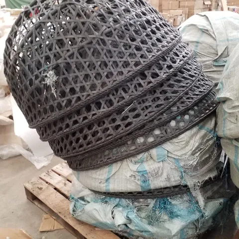 PALLET OF 9 HANGING EGG CHAIR SEATS