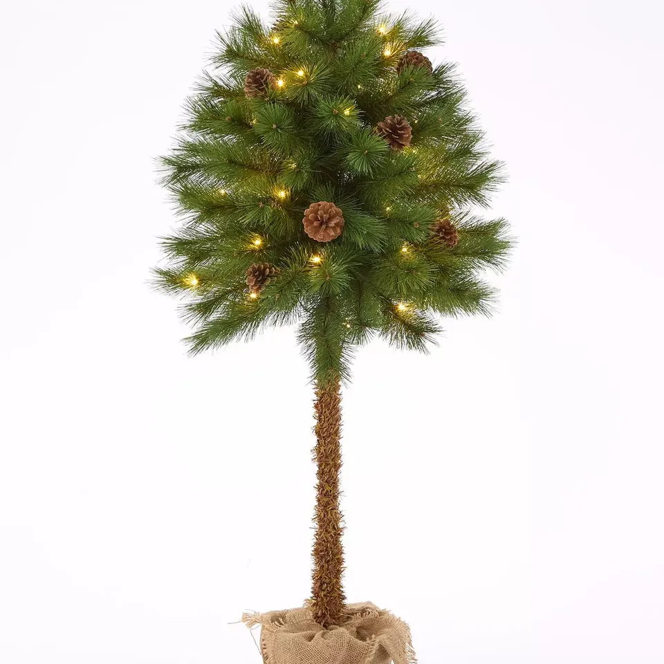 LIT PARASOL TREE IN HESSIAN BAG 