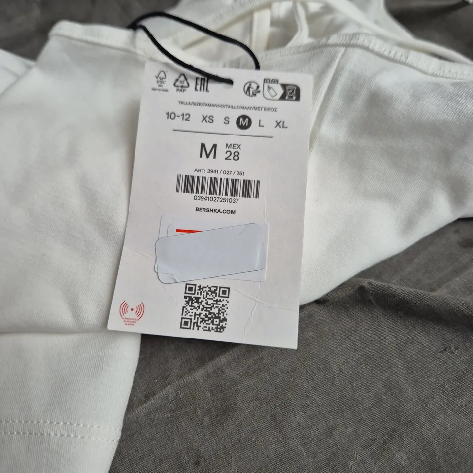 BERSHKA WHITE CROP TOP – WOMEN’S, UK 10-12 (SIZE M)