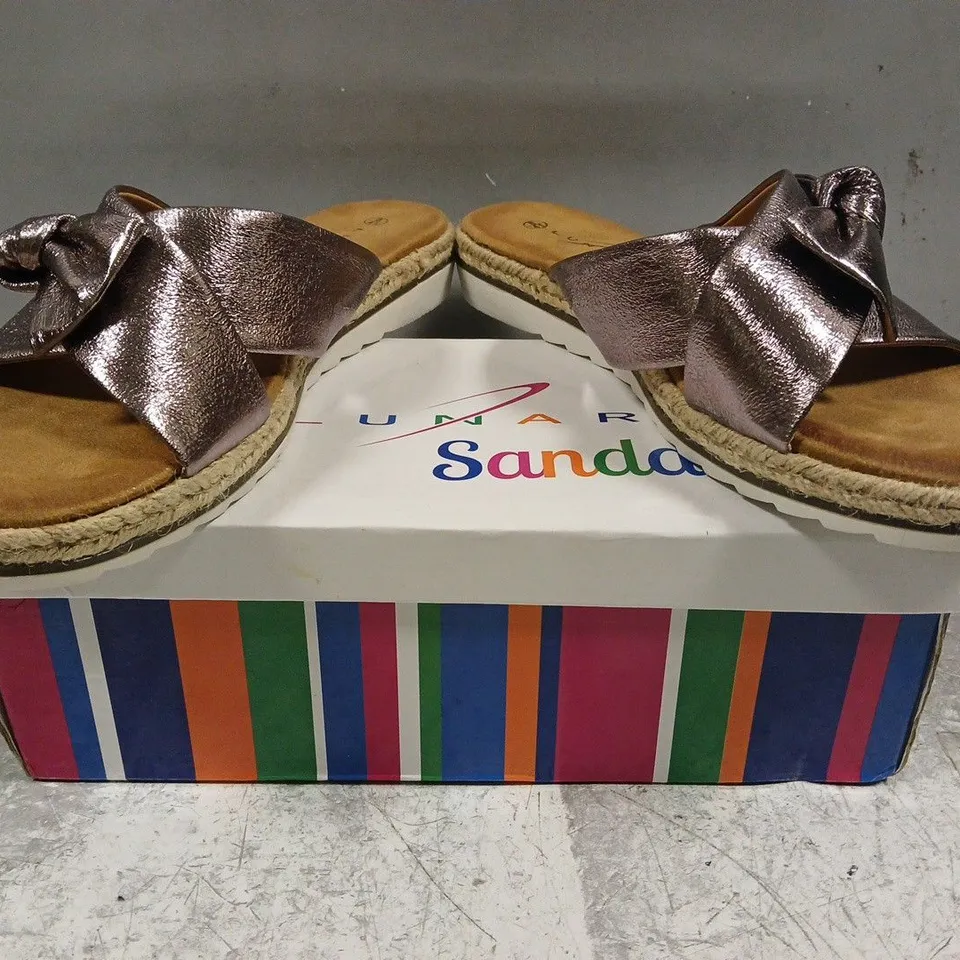 BOXED PAIR OF LUNAR OPEN TOE CROSS STRAP SANDALS IN METALLIC PEWTER SIZE EU 41