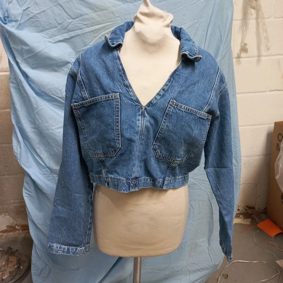 ZARA DENIM CROPPED DEMIN PULL-OVER JACKET SIZE MEDIUM