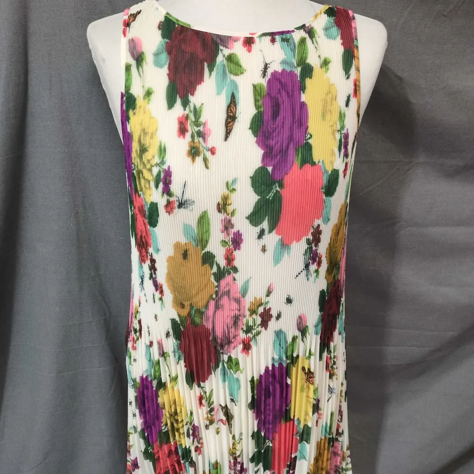 WOMEN'S TED BAKER  FLORAL PRINT PLEATED SLEEVELESS DRESS - SIZE LARGE