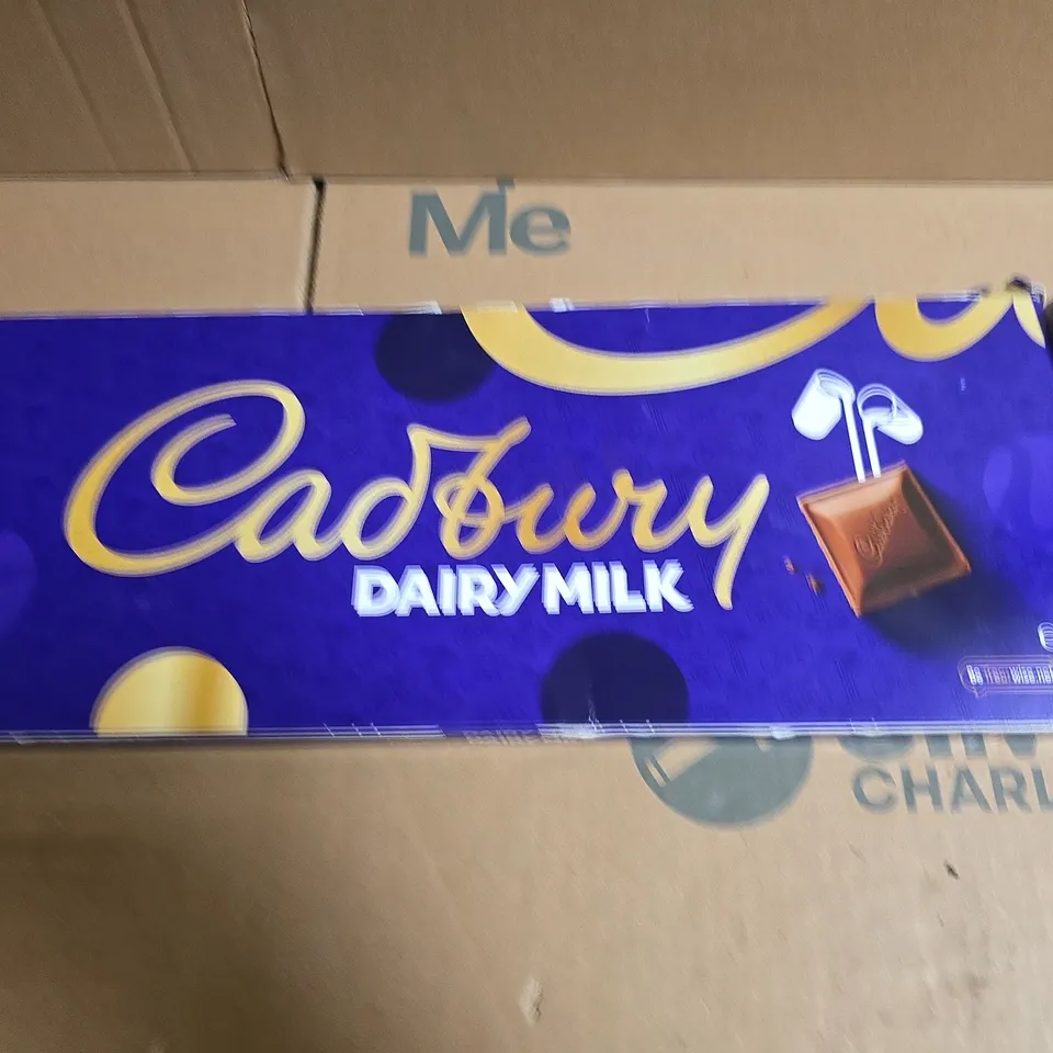 CADBURYS DAIRY MILK BAR - 850G