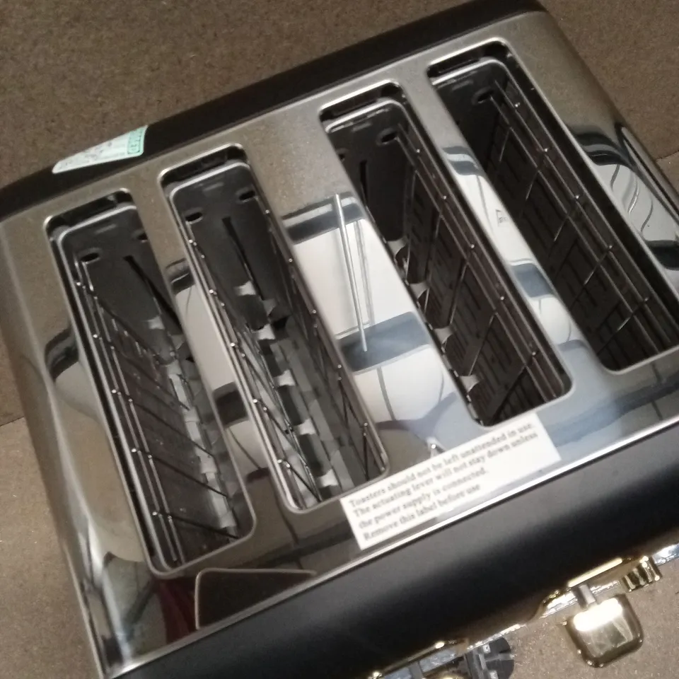 BOXED MORPHY RICHARDS 4-SLICE TOASTER - ACCENTS BLACK
