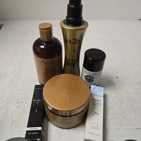 APPROXIMATELY 15 ASSORTED HEALTH & BEAUTY PRODUCTS TO INCLUDE HEAT PROTECTION SPRAY, SHAMPOO, FACE LOTION ETC