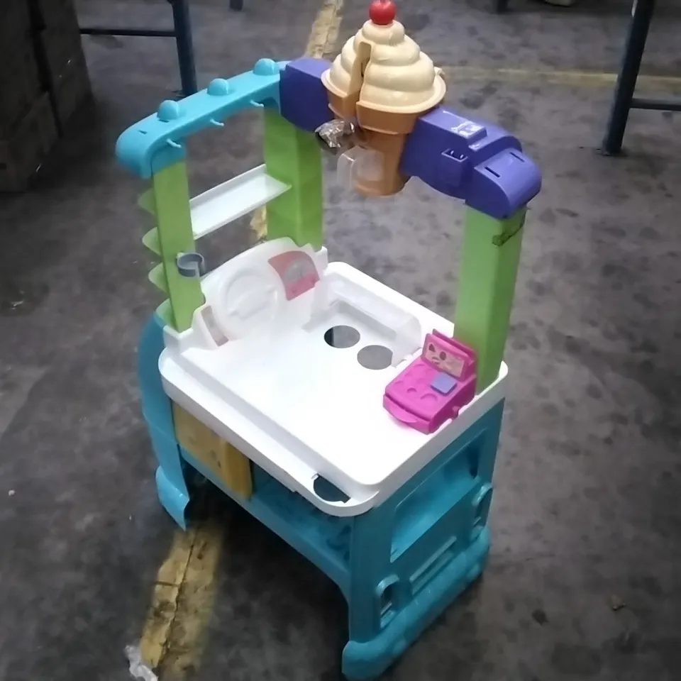 PLAY-DOH ULTIMATE ICE CREAM TRUCK PLAYSET RRP £99.99