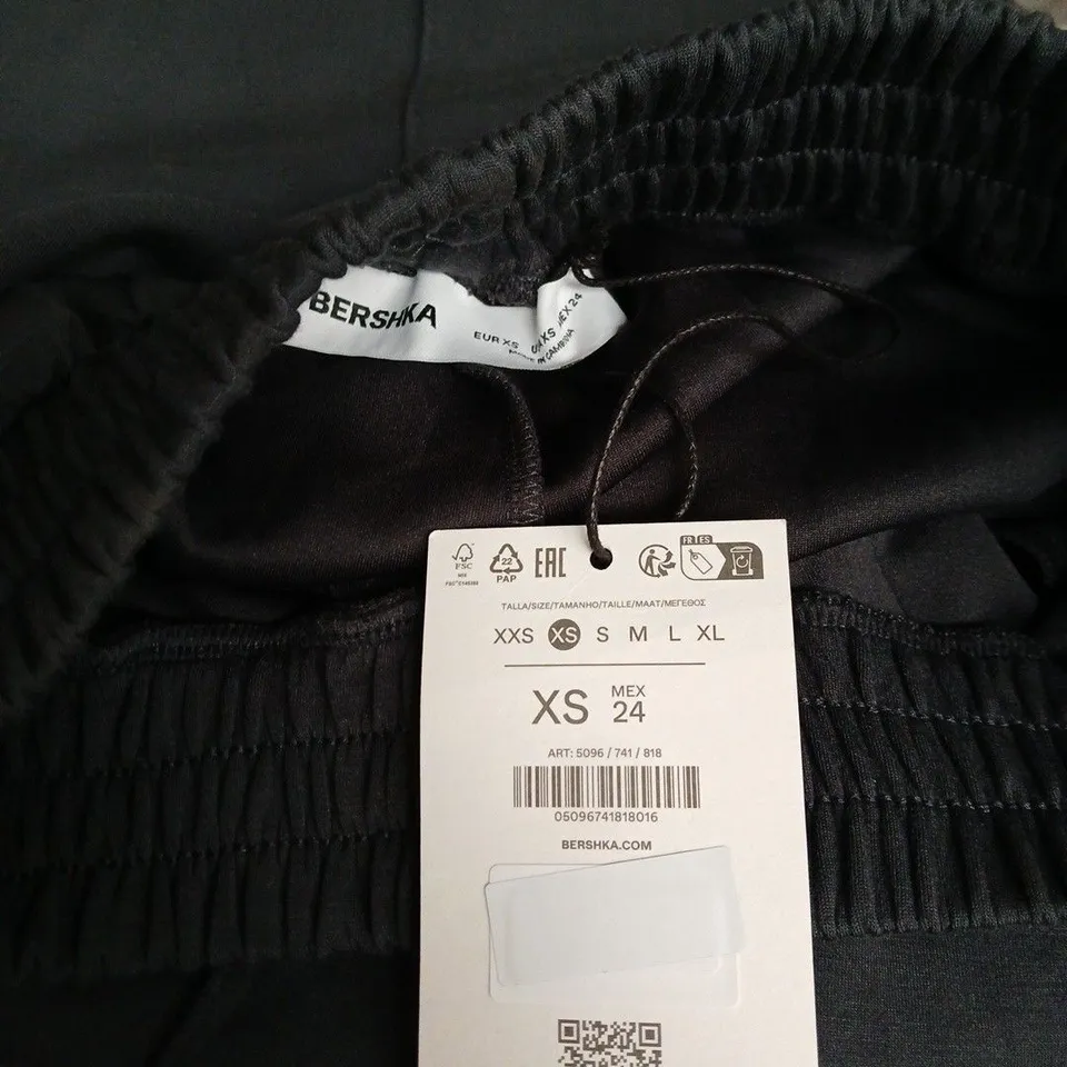 BERSHKA BLACK WOMEN'S JOGGERS – XS