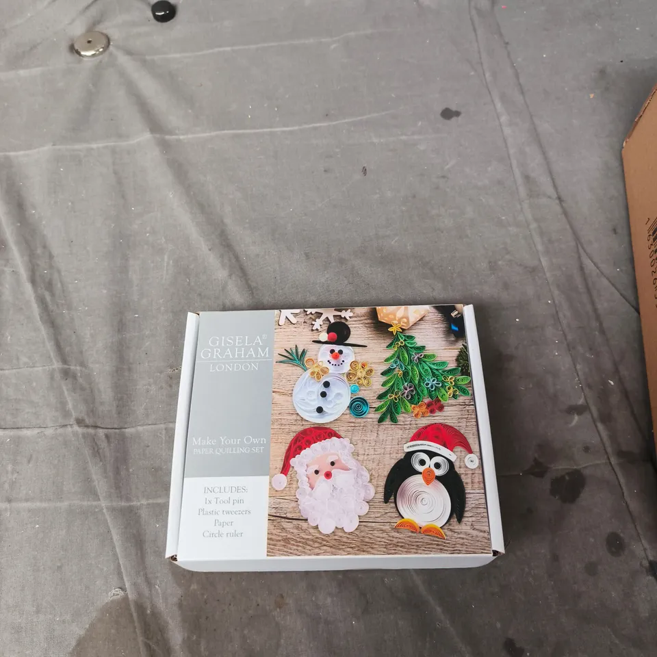 12X GISELA GRAHAM PAPER QUILLLING KIT 